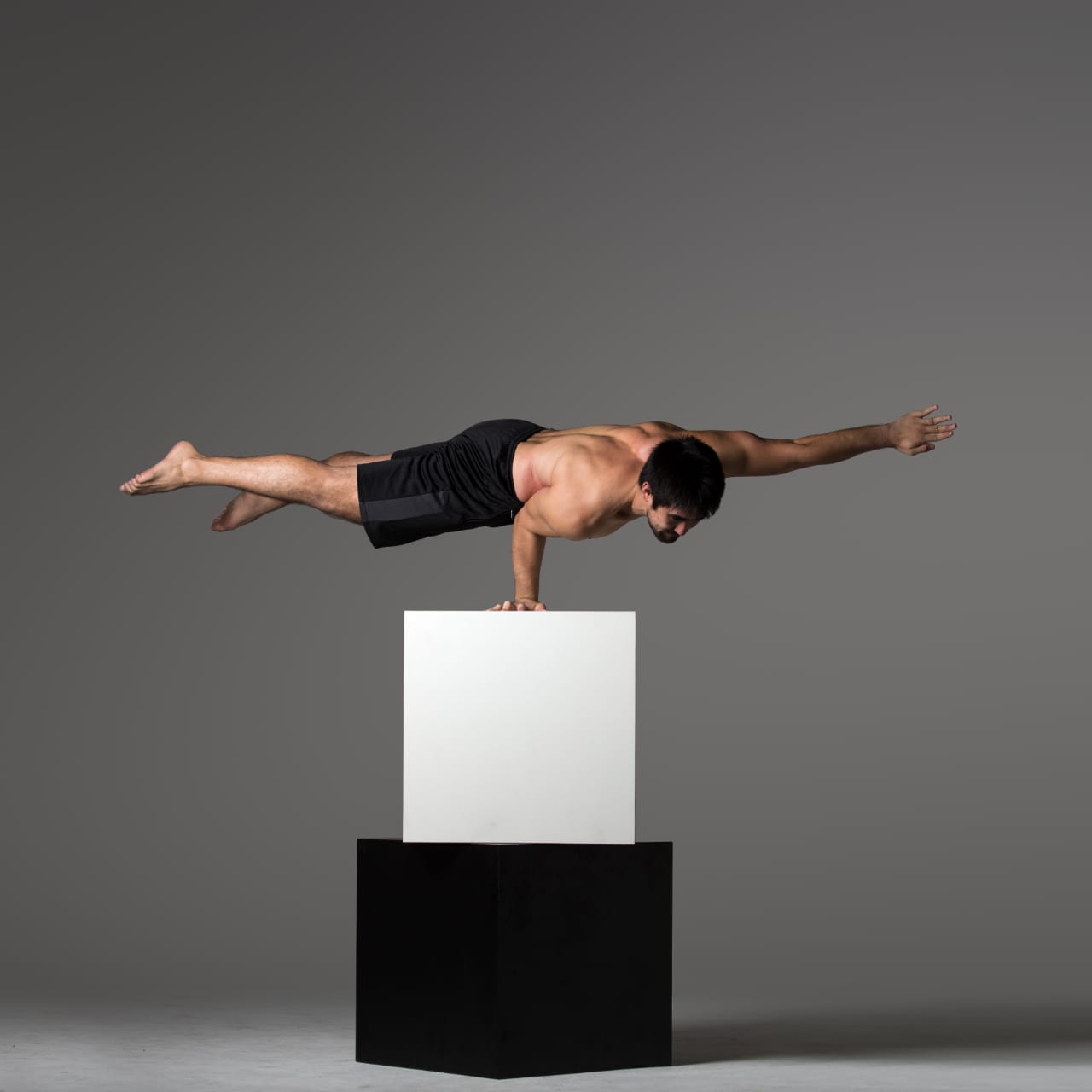 Como Fazer o Crocodilo (One Arm Elbow Lever)