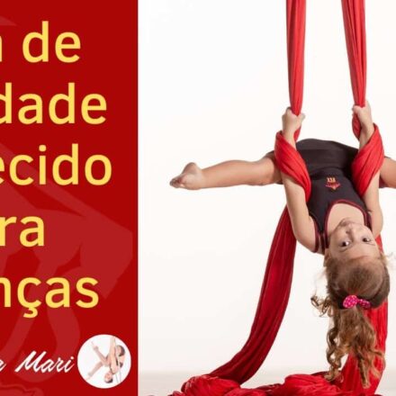 Atividade no Tecido Acrobático para Criança